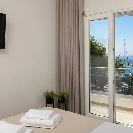 Oasis Boutique * Limenas (Thasos)