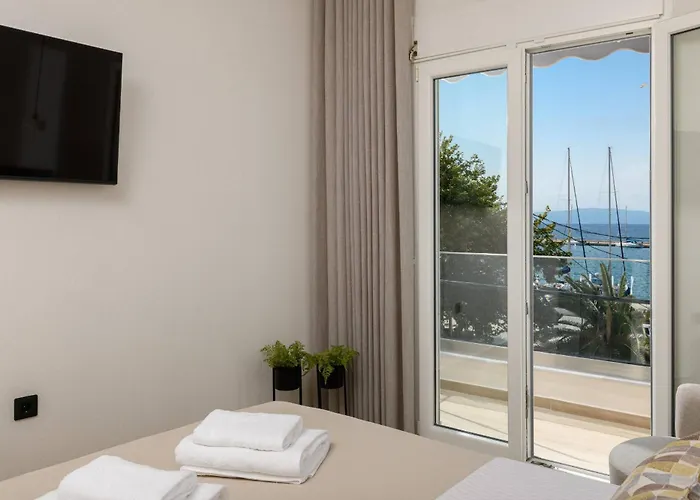 Oasis Boutique * Λιμένας